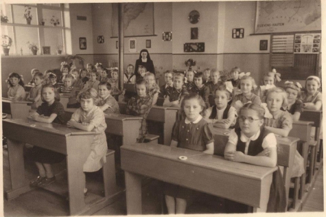 Klasfoto derde en vierde leerjaar, Sint-Lievens-Houtem, 1956