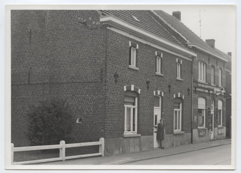 Café Tramstatie en Café Paviljoen, Oosterzele