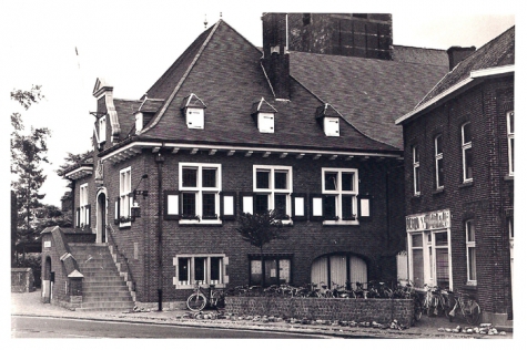 Gemeentehuis, Sint-Lievens-Houtem, 1988