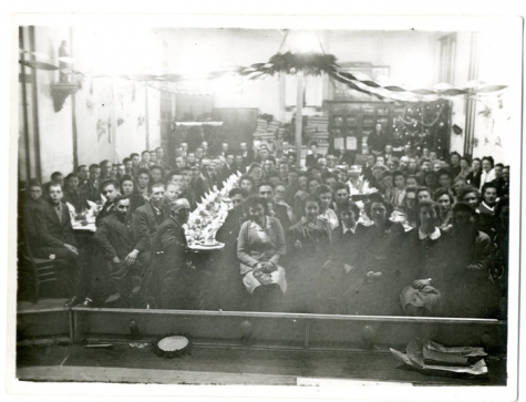 Personeelsfeest van schoenenfabriek Sofacq, Merelbeke, 1950-1960