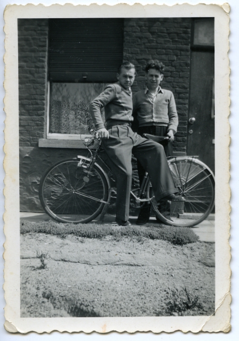 Bij een vriend op de fiets, Oordegem, 1940-1950