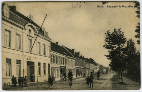 Melle. Chaussée de Bruxelles