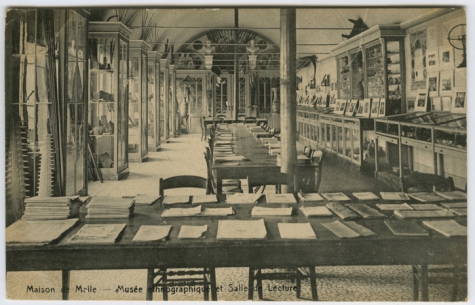 Etnografisch museum en leeszaal
College Melle