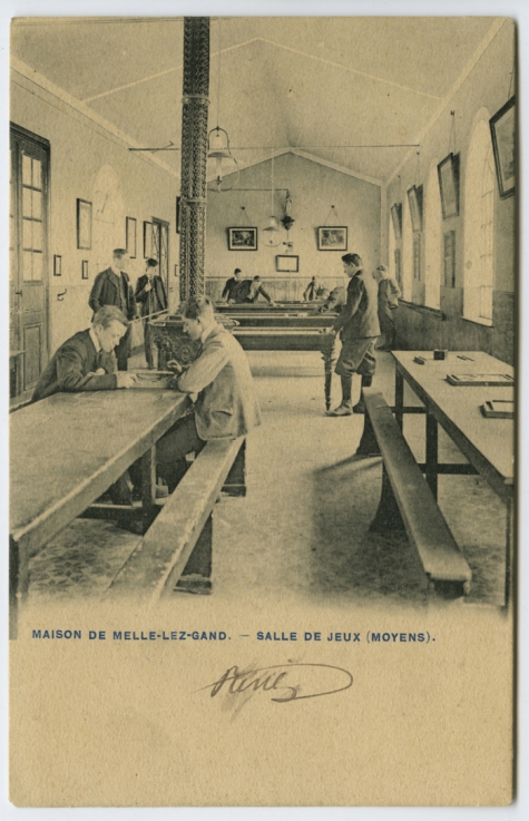 Speelzaal van de middelbare afdeling
College Melle