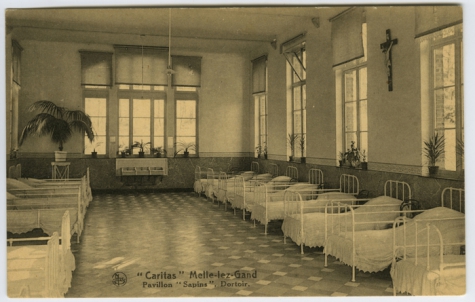 Slaapzaal, paviljoen "Dennenboom", Caritasinstituut, Melle