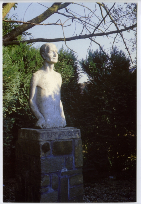 Standbeeld van "De Muntenaar"