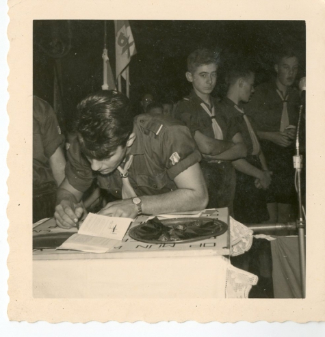 Chiro Melle, ondertekening van de belofte, Melle, 1961