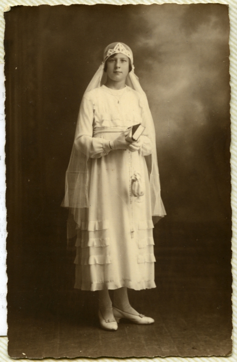 Portret vormsel Alice Dooreman, Sint-Lievens-Houtem, 1933
