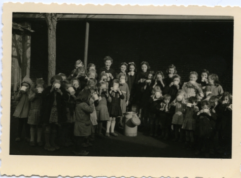 Winterhulp voor schoolkinderen, Sint-Lievens-Houtem, 1943