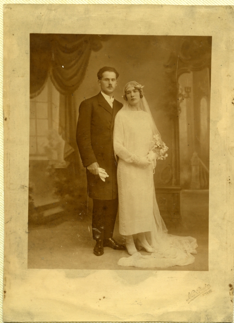Trouwfoto Prosper en Cornelia, Sint-Lievens-Houtem, 1924