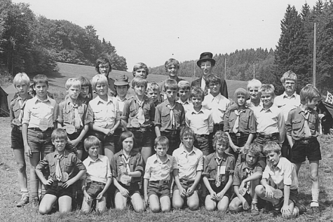 Groepsfoto rakkers chiro Melle, Guirsch, 1975