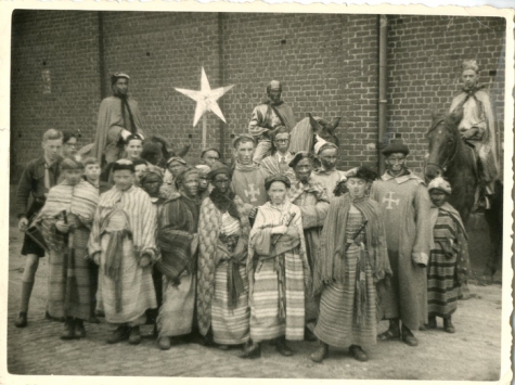 Chiroleden in de driekoningenstoet, Melle, 1950-1956