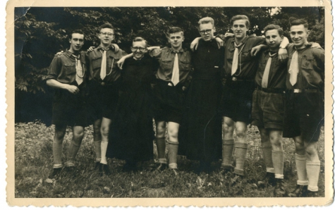 Het leiderskorps van chiro Melle, 1956