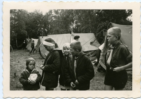 Bezoek op kamp, Ardennen, 1965- 1969.