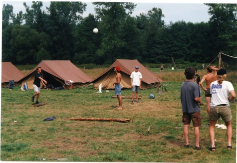 Volleybal op kamp, Opont, 1999.