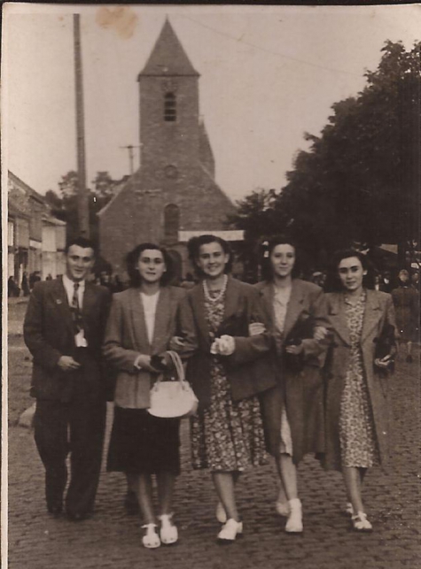 Kermis op het Marktplein, Sint-Lievens-Houtem