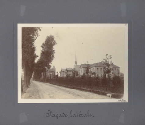 Zijaanzicht, Caritasinstituut, Melle, 1910-1915