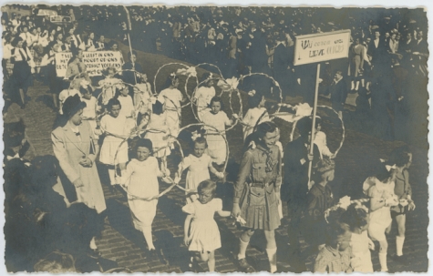Optocht inhuldiging burgemeester Jean De Schryver, Lochristi 1947