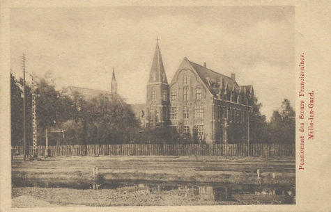 Pensionnat des Soeurs Franciscaines.  Melle-lez-Gand.