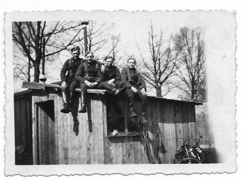 Windekenaar bij "den troep" met andere "schachten", 1939