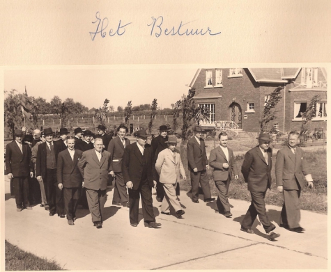 Bestuur, stoet Livinusfeesten, Dries Letterhoutem, 1957