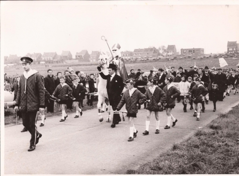 De Sint en de jeugdfanfare, Sint-Lievens-Houtem