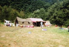 Keukentent op kamp chiro Geertrui, Vresse, 1991