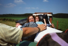 Op de boerenkar naar het kampterrein, Our, 1995