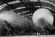 Loods voor twee zeppelins, 1915