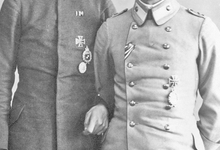 Adjudant Adolf Genth en zijn piloot Radke, 1917