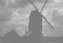 De molen van Lemberge voor zijn sloop, 1917