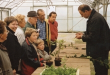 Demo op opendeurdag boomkwekerij De Moor tijdens 'Op de Siertoer', Oosterzele, 2001
Demo op opendeurdag boomkwekerij De Moor tijdens 'Op de Siertoer', Oosterzele, 2001