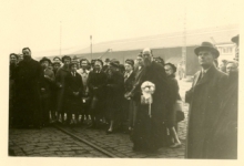 Vertrek pater Alfons Mabilde naar Belgisch-Congo, Antwerpen, 1954