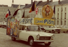 De promotiewagen van Circus Piste