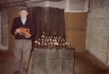 Café "'t Roosken", schutter met prijs, 1970-1980