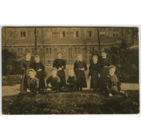 In de tuin, Sint Franciscusinstituut, Melle, 1923