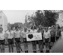 Leiding bij start fietstocht in Melle, 1979